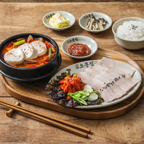 오봉집 1인 보쌈+순두부찌개 메뉴 사진